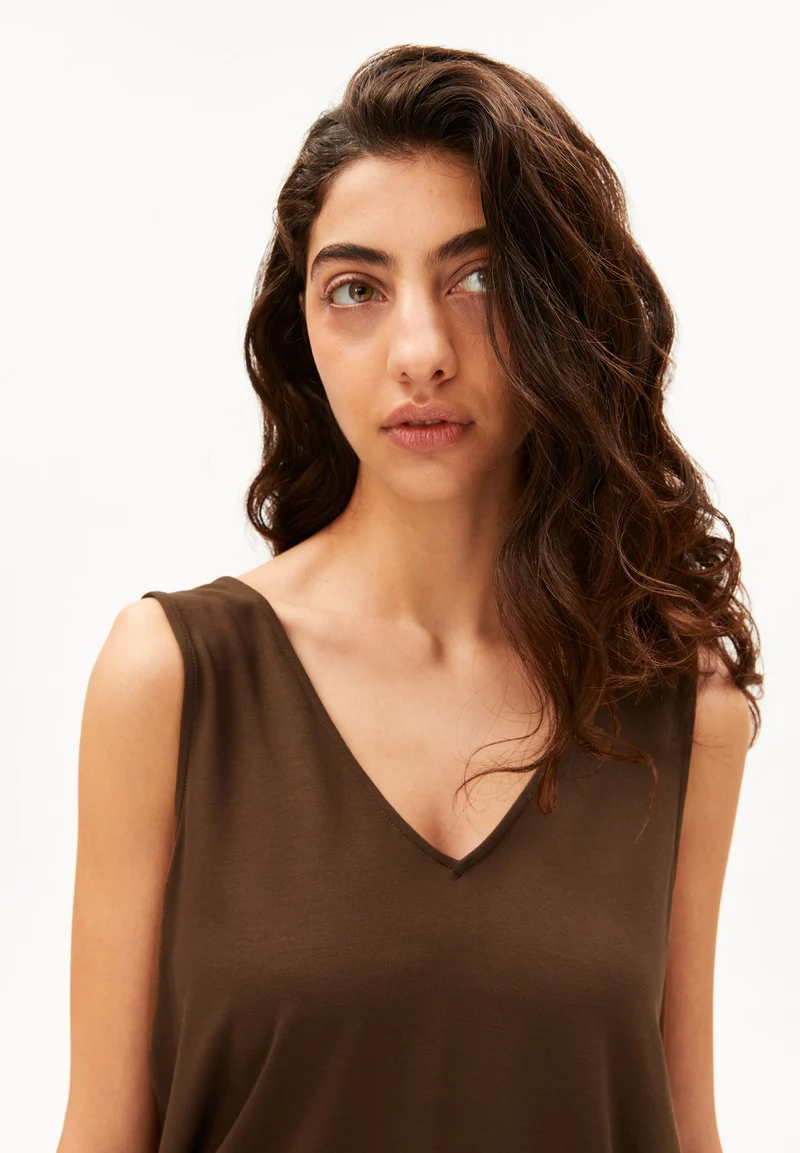 V-AUSSCHNITT JERSEY-TOP | dried palm