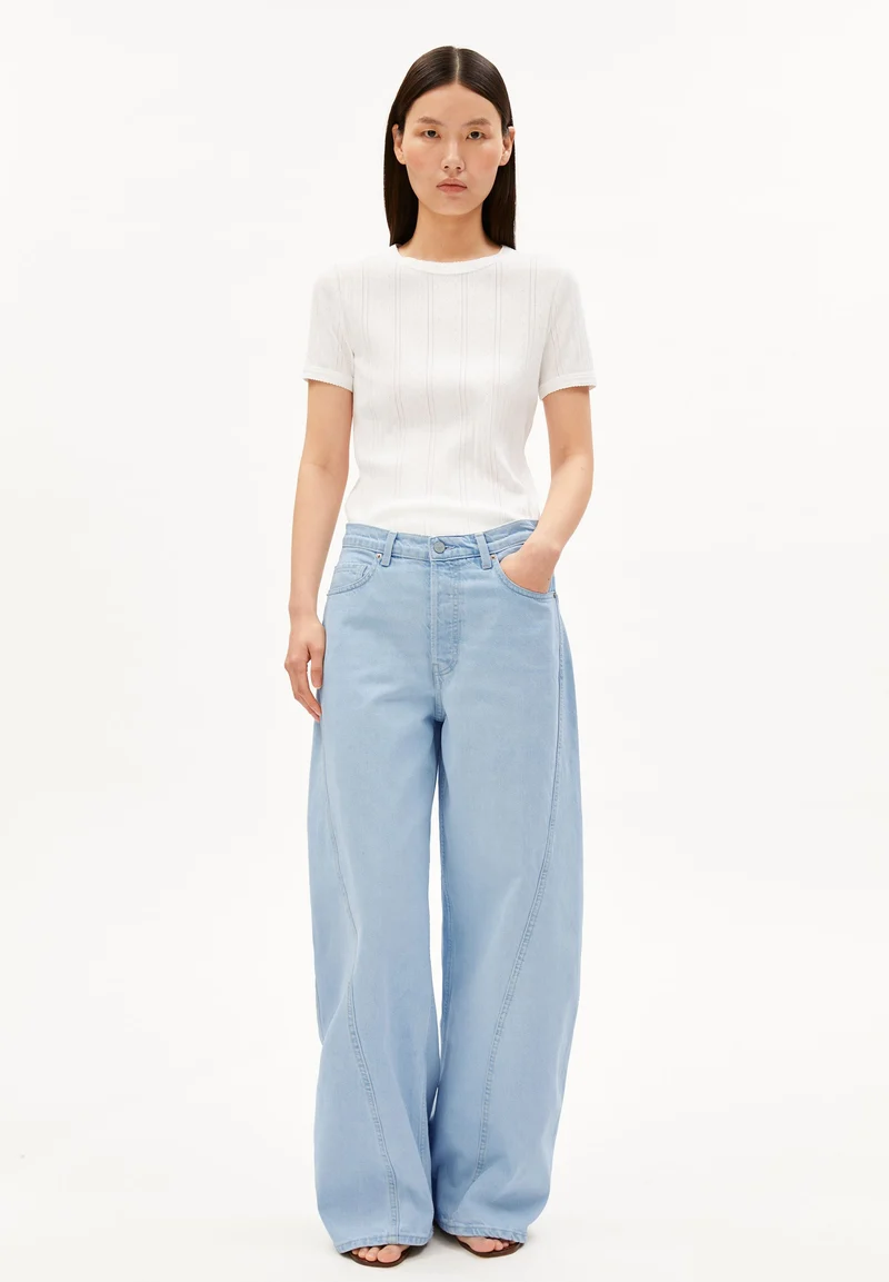 POINTELLE T-SHIRT | white