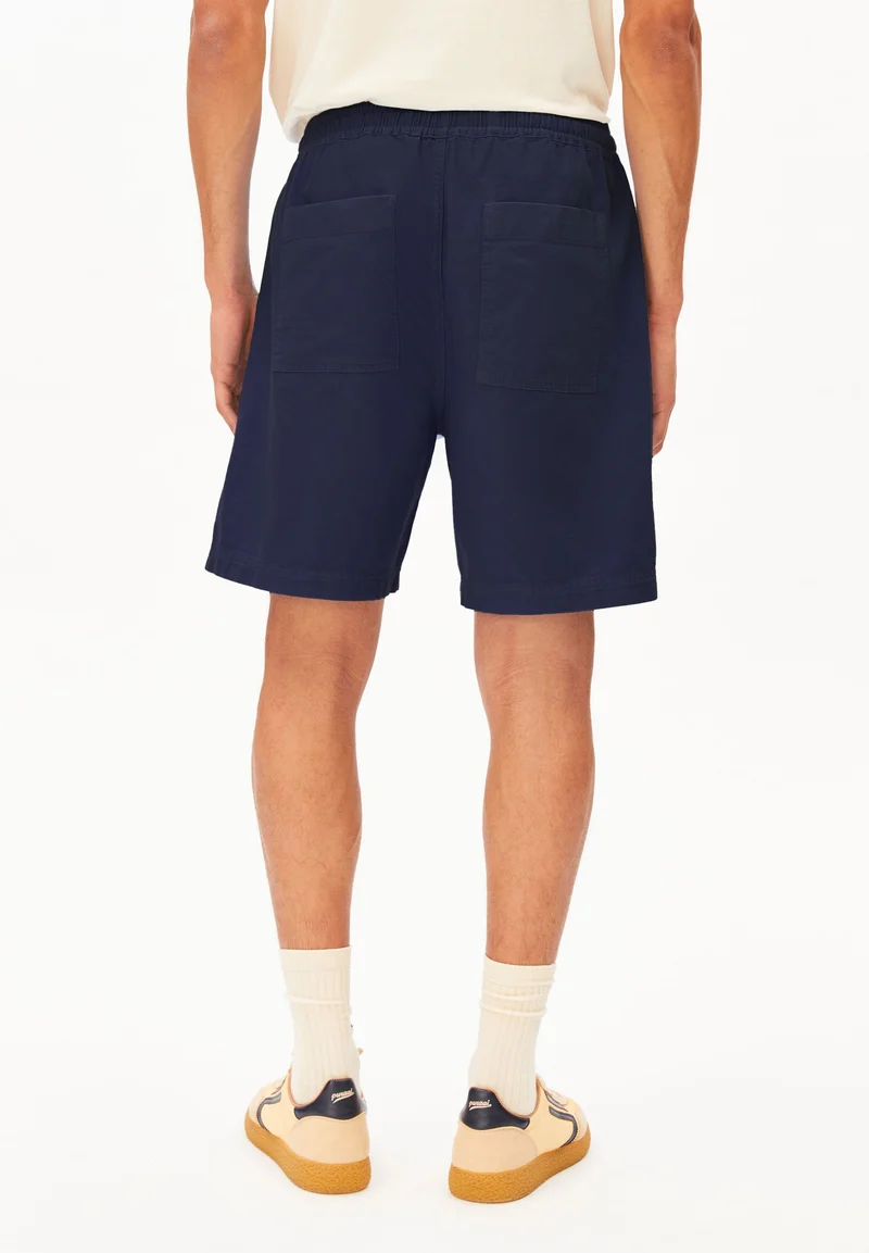 BAUMWOLL-LEINEN SHORTS | tinted navy