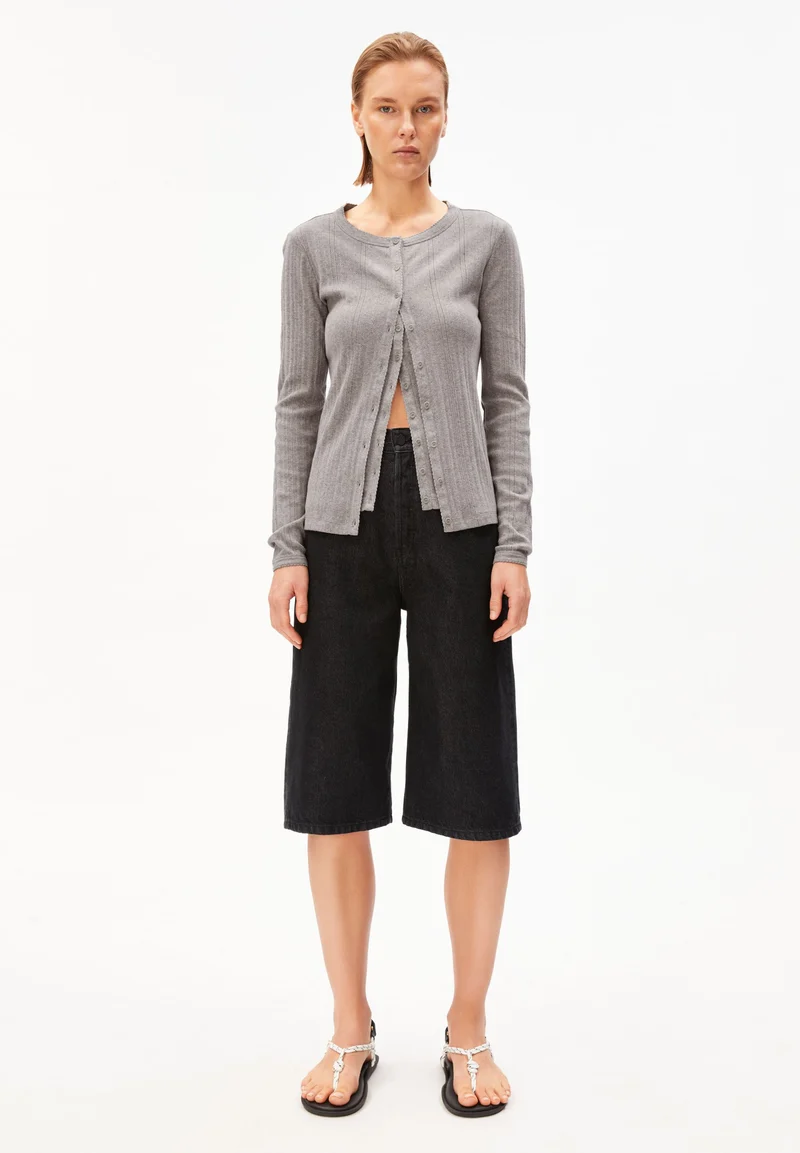 CITY HIGH WAIST JEANS-SHORTS | toluca