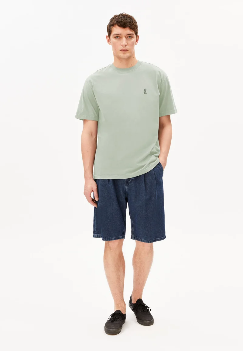 ICONIC Å MAARKOS GD T-SHIRT | foam washed