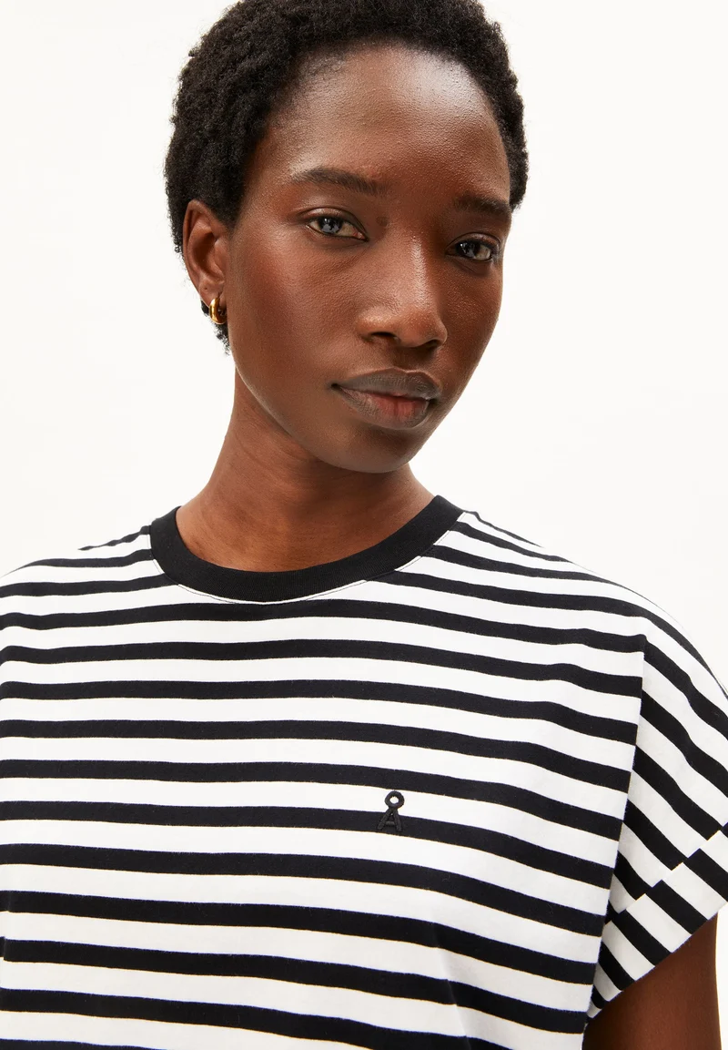 NEUES GESTREIFTES IDAARA T-SHIRT | white-black