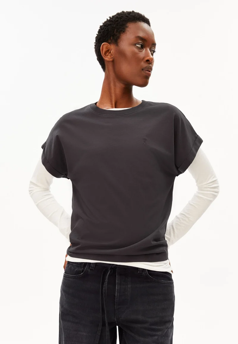 NEW IDAARA T-SHIRT