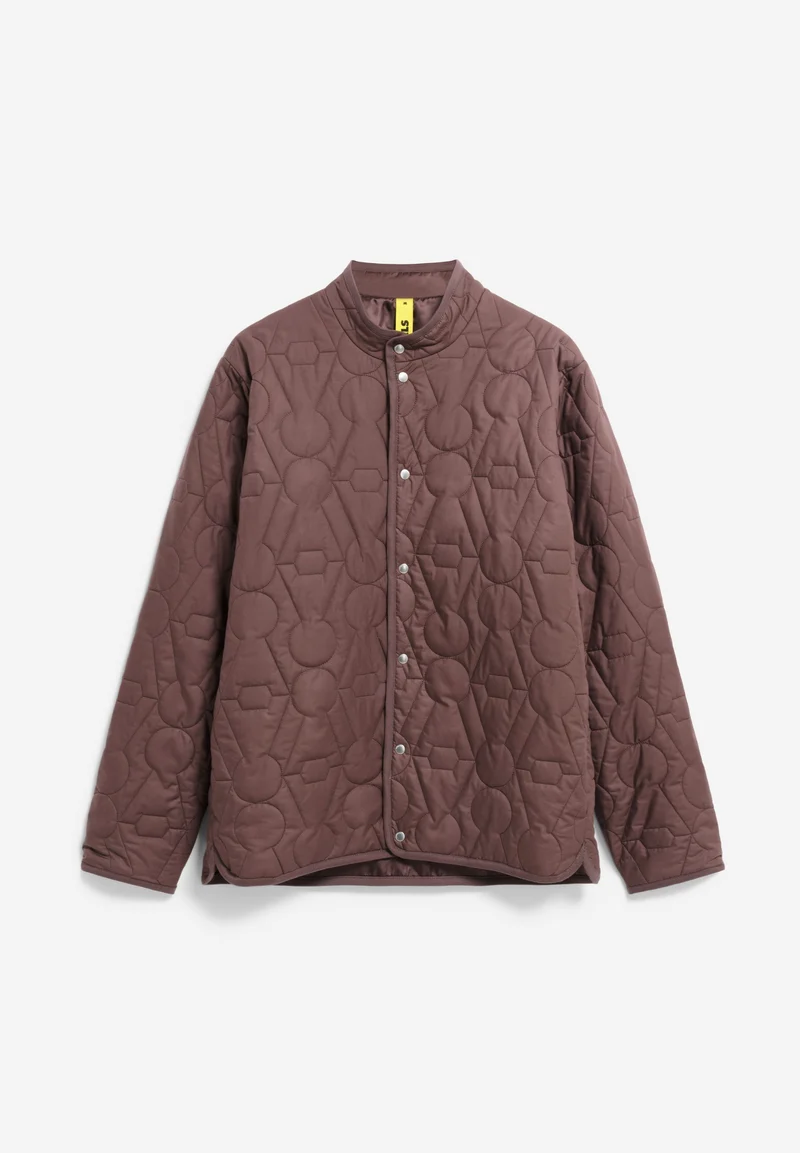 GESTEPPTE Å JACKE