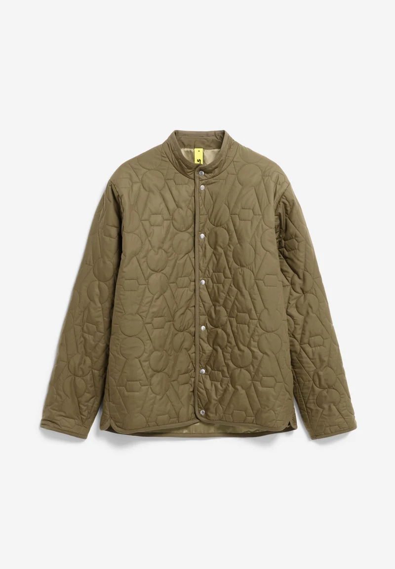 GESTEPPTE Å JACKE