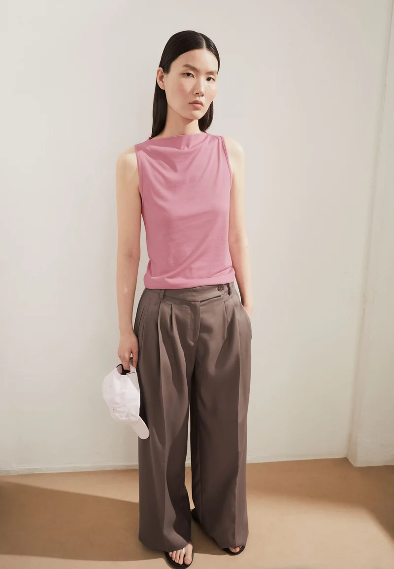 LAMINIAA TOP | washed berry
