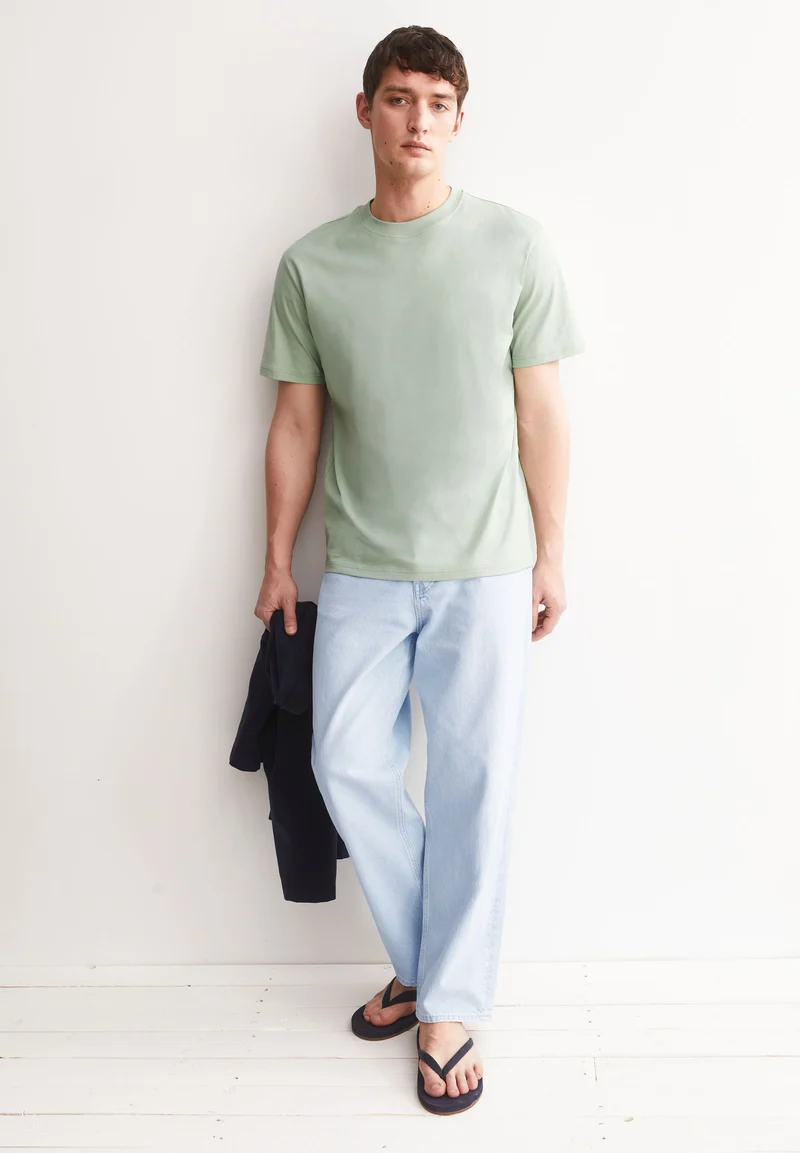 MAARKOS MID WEIGHT T-SHIRT | foam