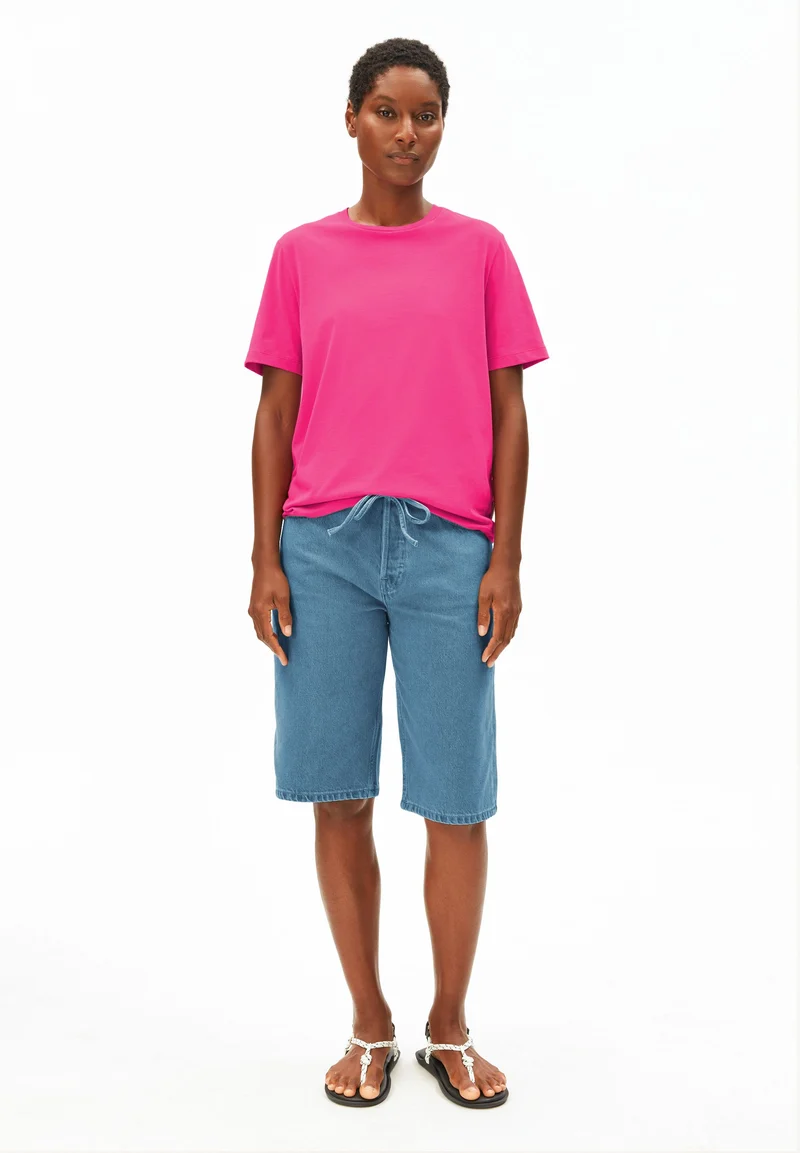 LUALAA T-SHIRT | very berry