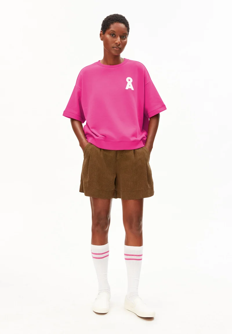 BAMIKAA SWEATSHIRT | very berry