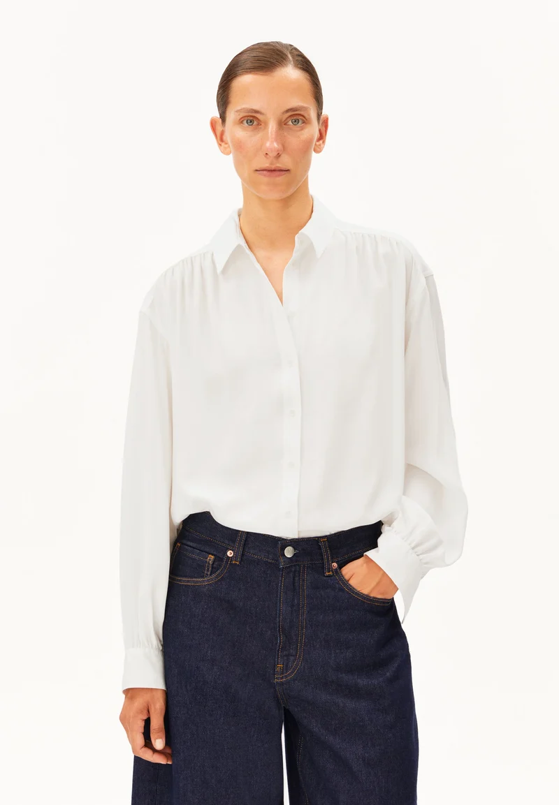 EFINARAA ECOVERO BLUSE