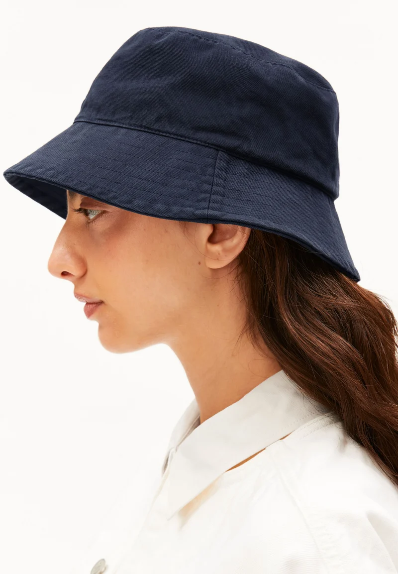 BUCKET HAT | night sky washed