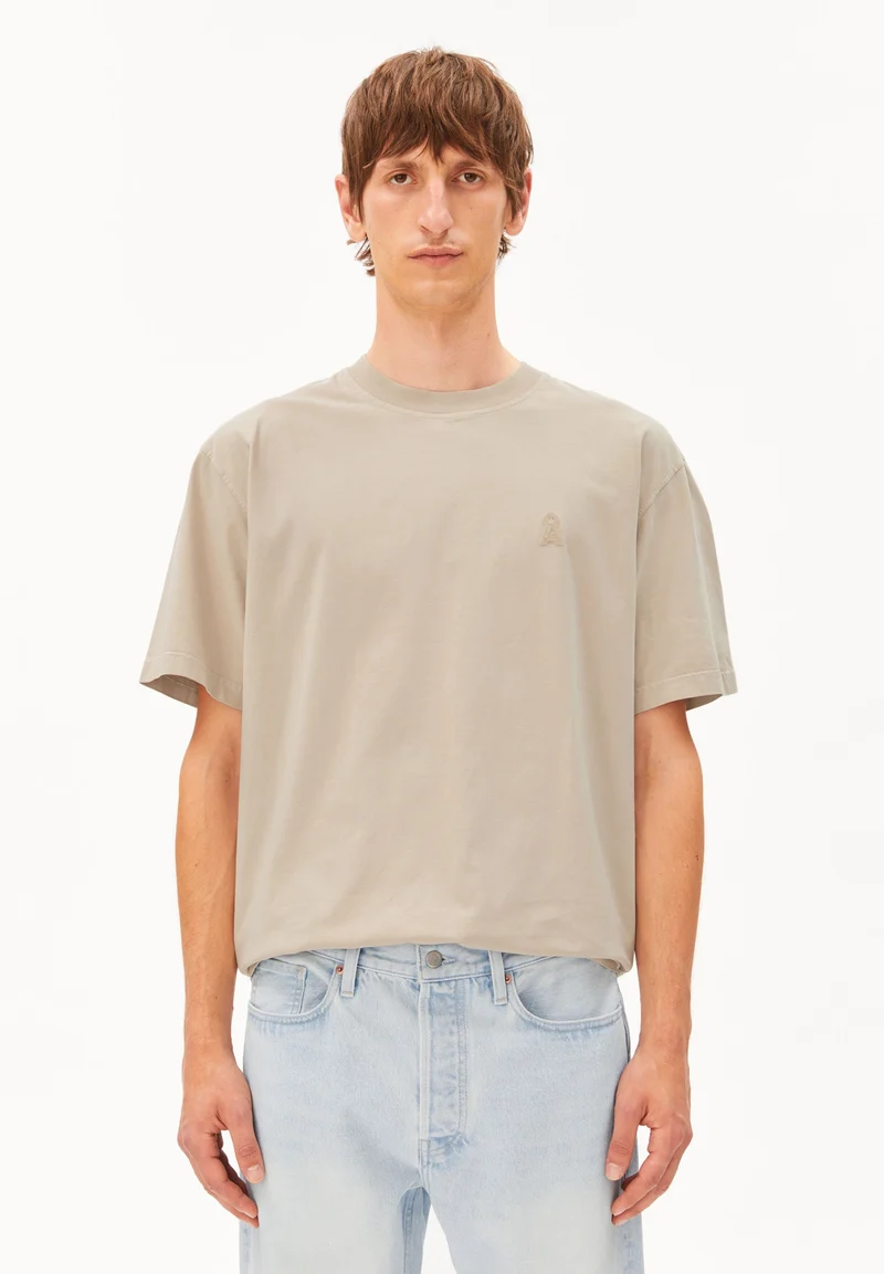 ICONIC Å MAARKOS GMT DYE T-SHIRT