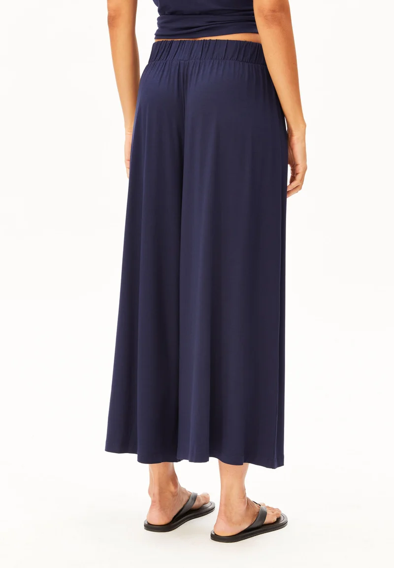 CROPPED JERSEY-HOSE | tinted navy