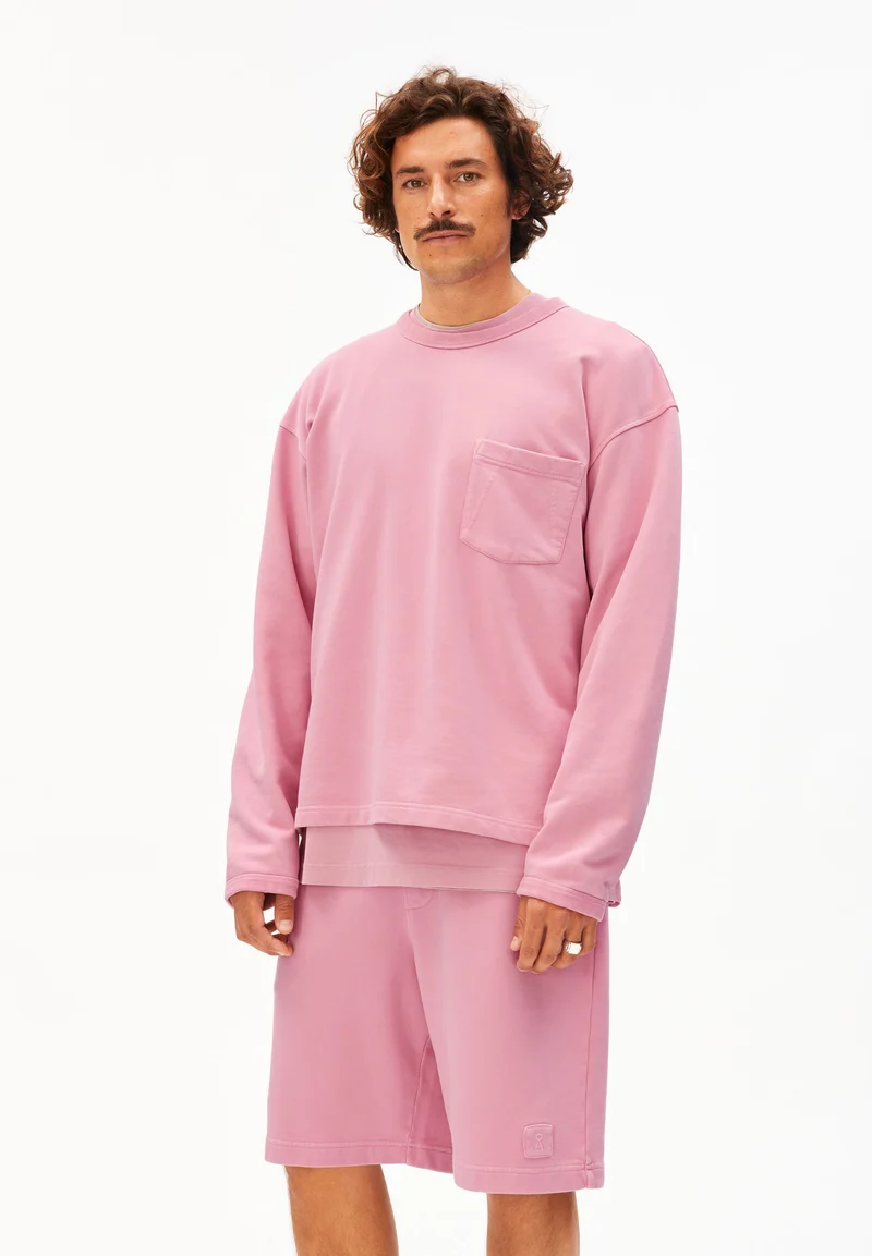 GMT DYE SWEATSHIRT | washed berry washed