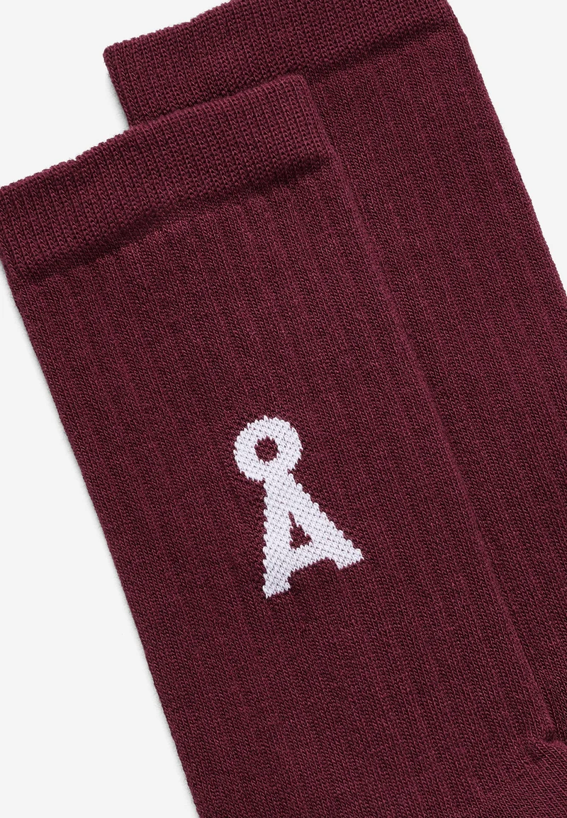 SAAMUS BOLD SOCKEN | velvet red