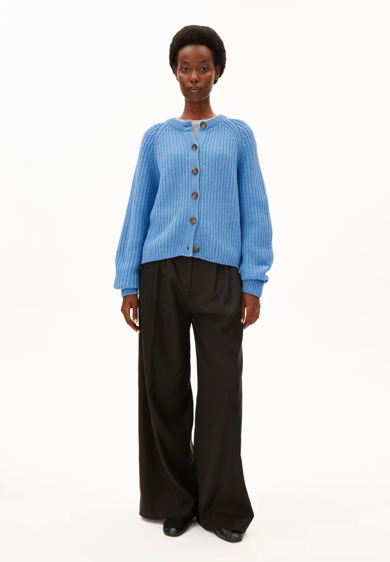RIPP-STRICKJACKE | skylight