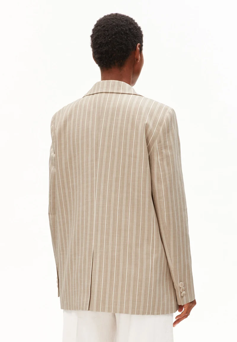 GESTREIFTER MIKULAA BLAZER | sand stone-undyed-pink mist