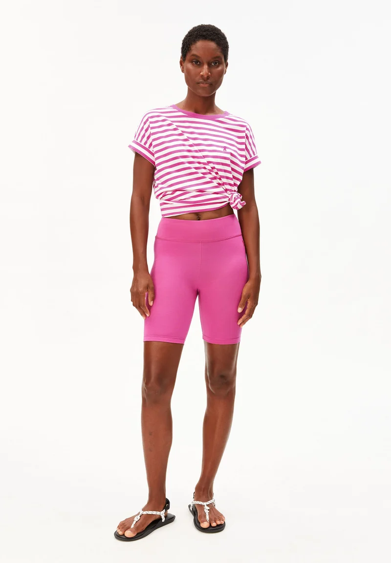 NEDAA LITAA SHORTS | very berry