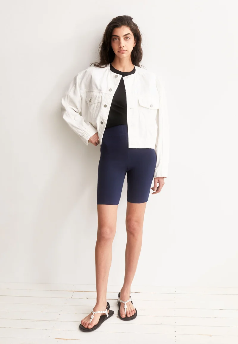 NEDAA LITAA SHORTS | tinted navy