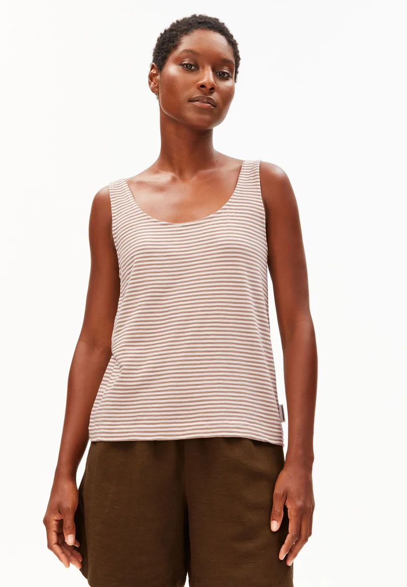 MINAAMI LITA TOP | oatmilk-cinnamon dust