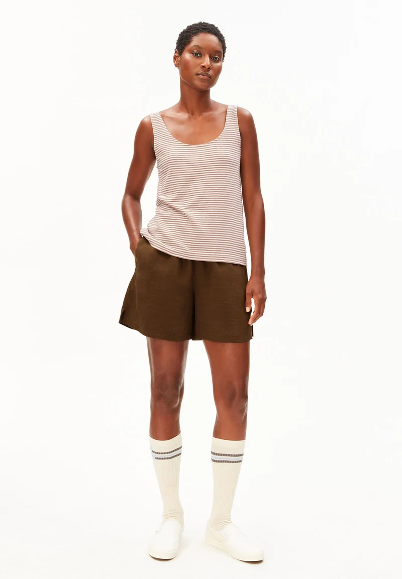 MINAAMI LITA TOP | oatmilk-cinnamon dust