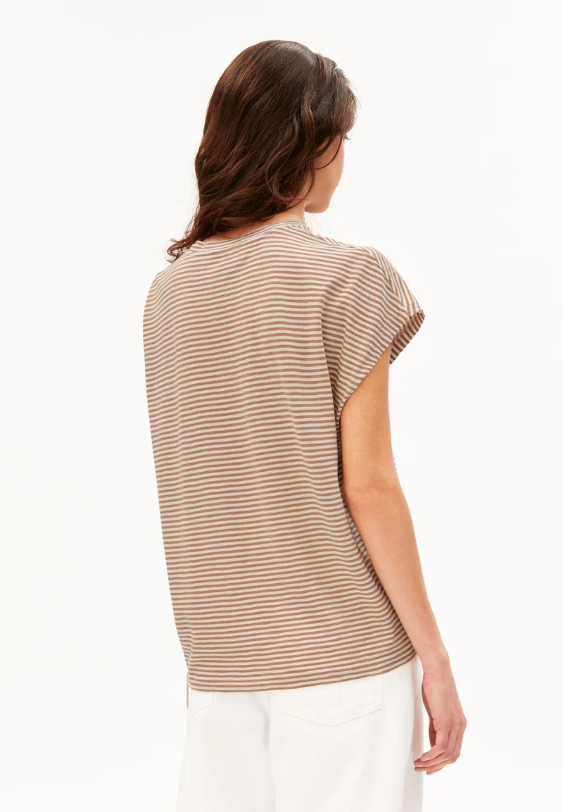 SLUB JERSEY GESTREIFTES T-SHIRT | oatmilk-cinnamon dust