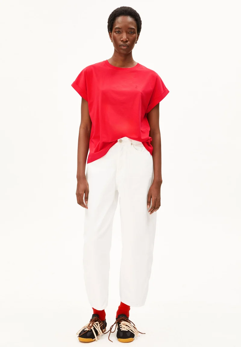 NEUES IDAARA T-SHIRT | mars red