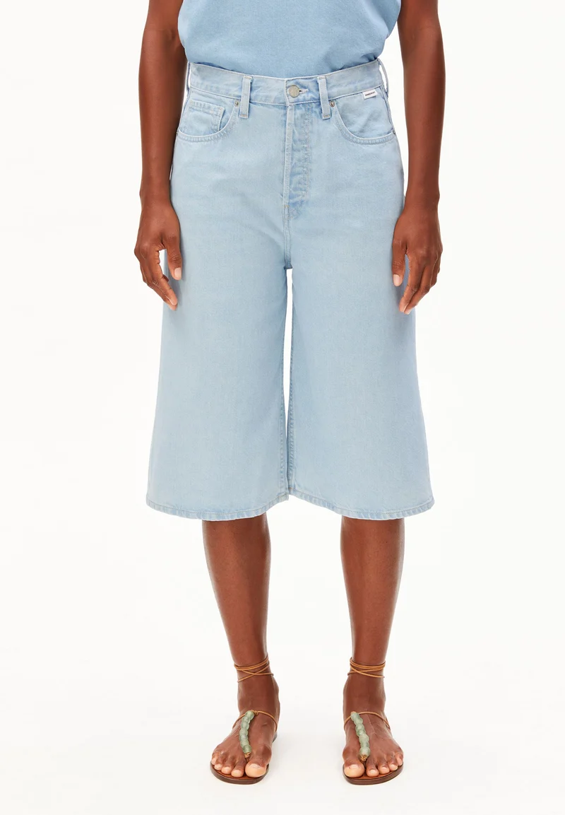 CCL - CITY DENIM SHORT