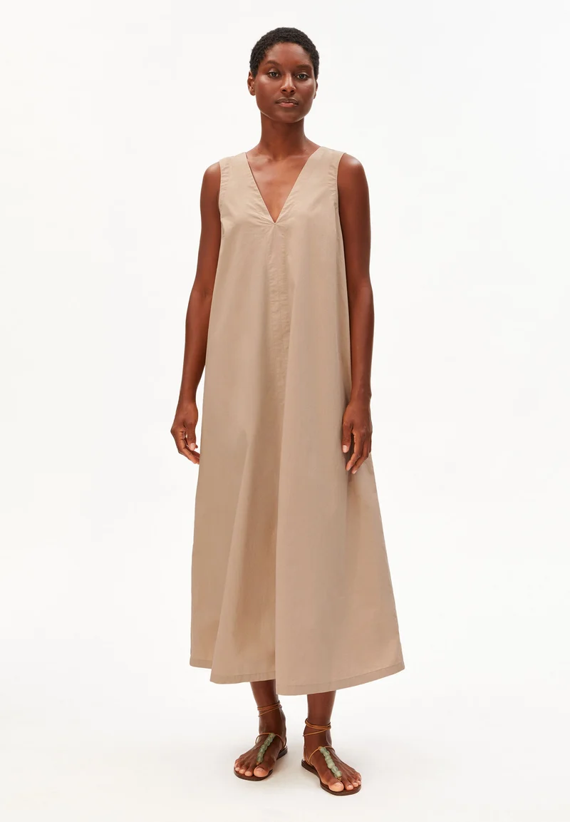 V-AUSSCHNITT POPLIN MAXI-KLEID | true camel
