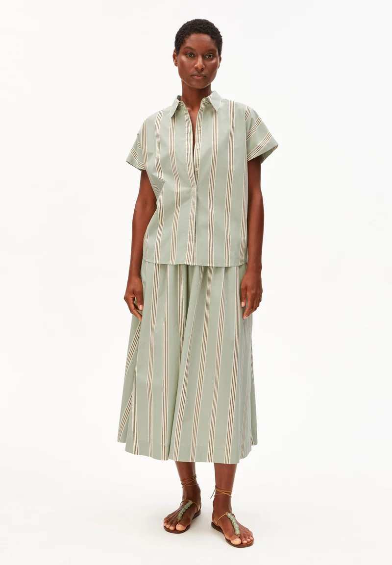 GESTREIFTE POPLIN LARISAANA BLUSE | foam-light oatmilk-dried palm