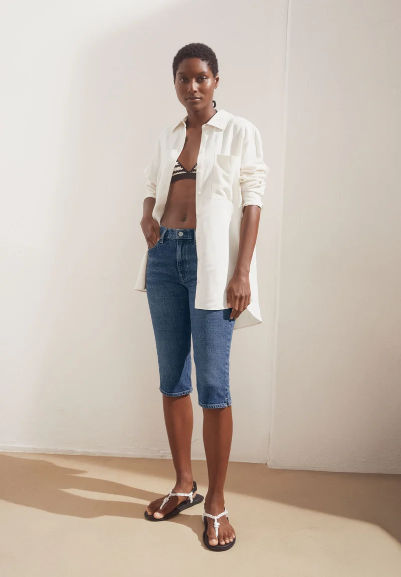 CARENAA CAPRI MID WAIST JEANS | atmospheric