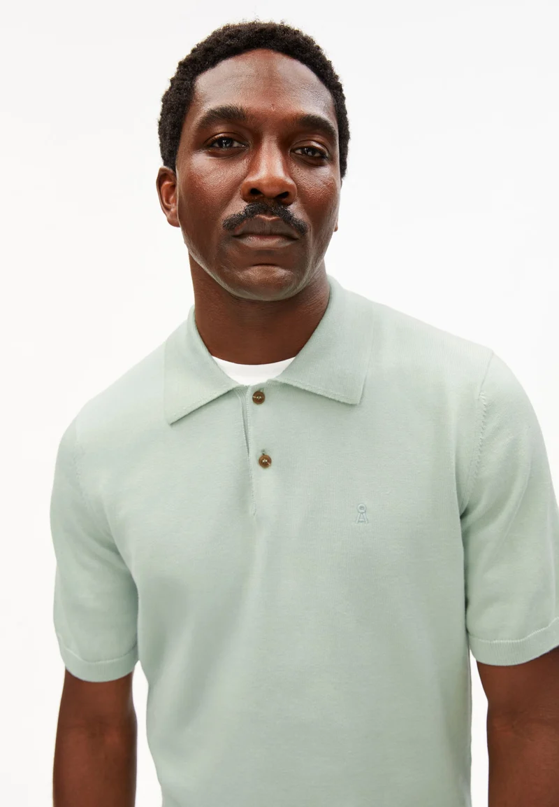 KURZÄRMLIGES STRICKPOLOSHIRT | foam