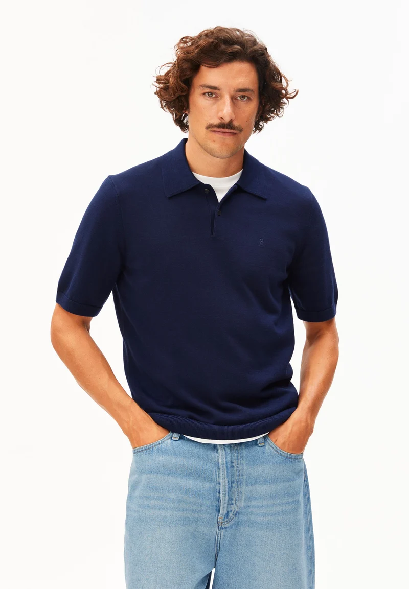 KURZÄRMLIGES STRICKPOLOSHIRT