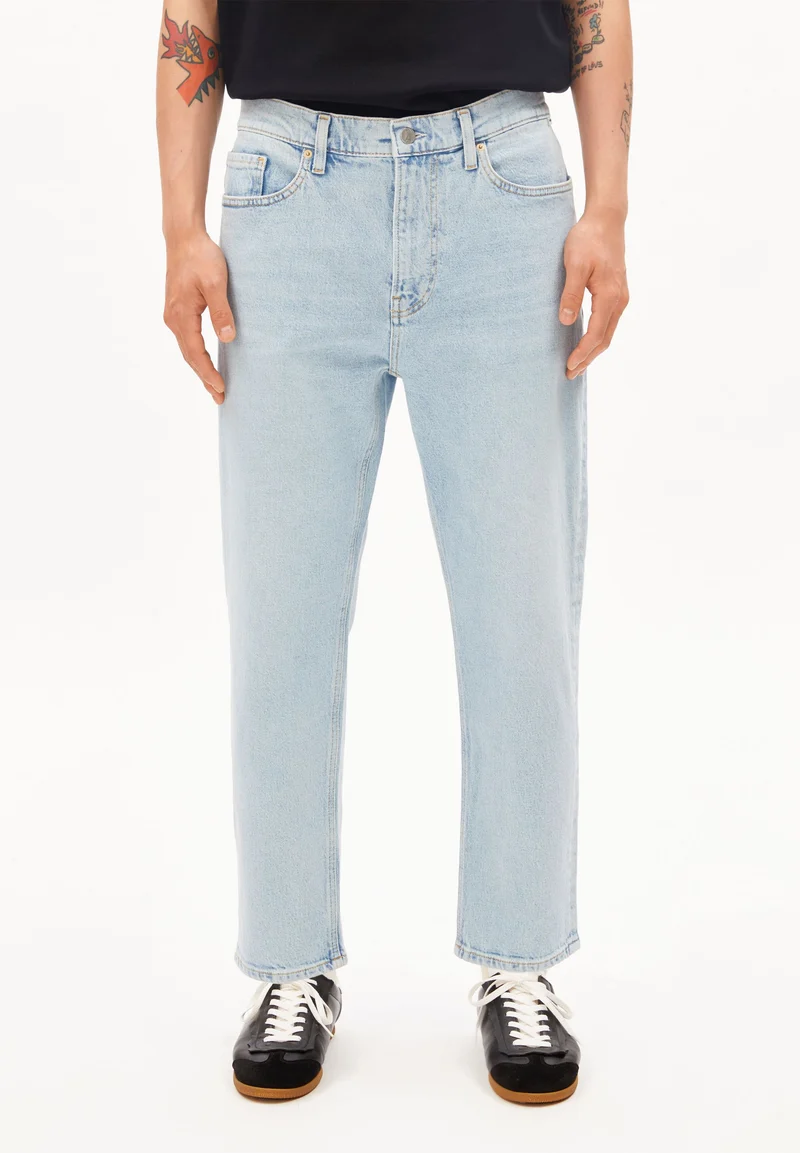 CCL - MAAKX RELAXED TAPERED JEAN