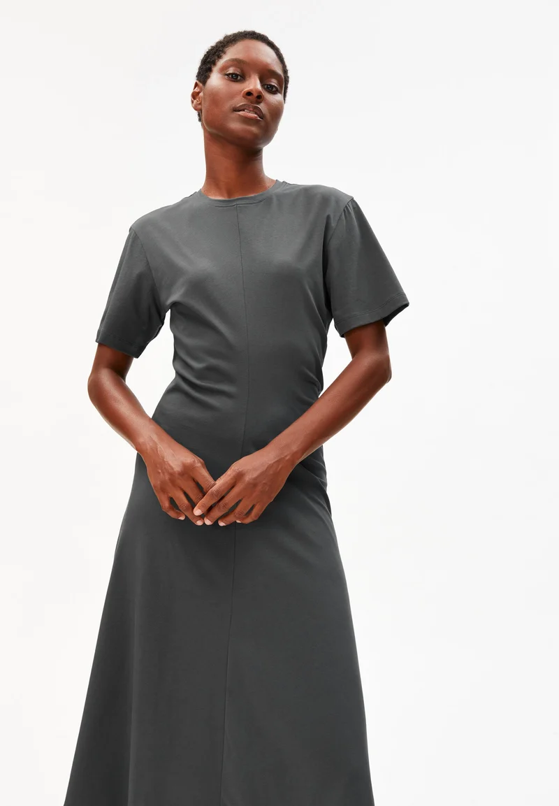 KURZÄRMLIGES JERSEY MIDI-KLEID