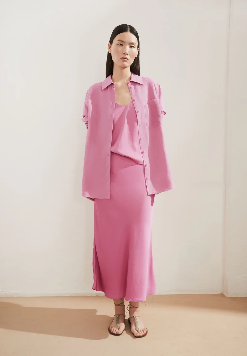 LENOVAA SATIN-ROCK | washed berry