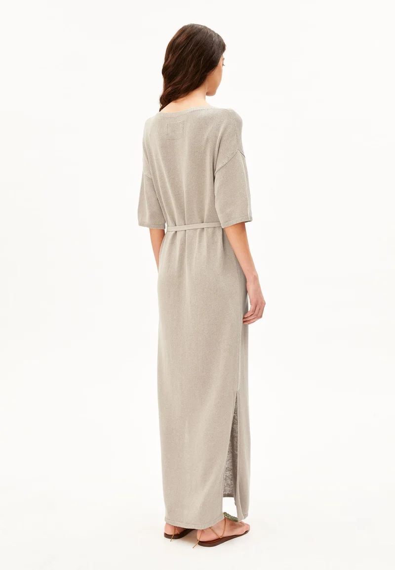 LEINEN-MIX MAXI-STRICKKLEID | sandstone