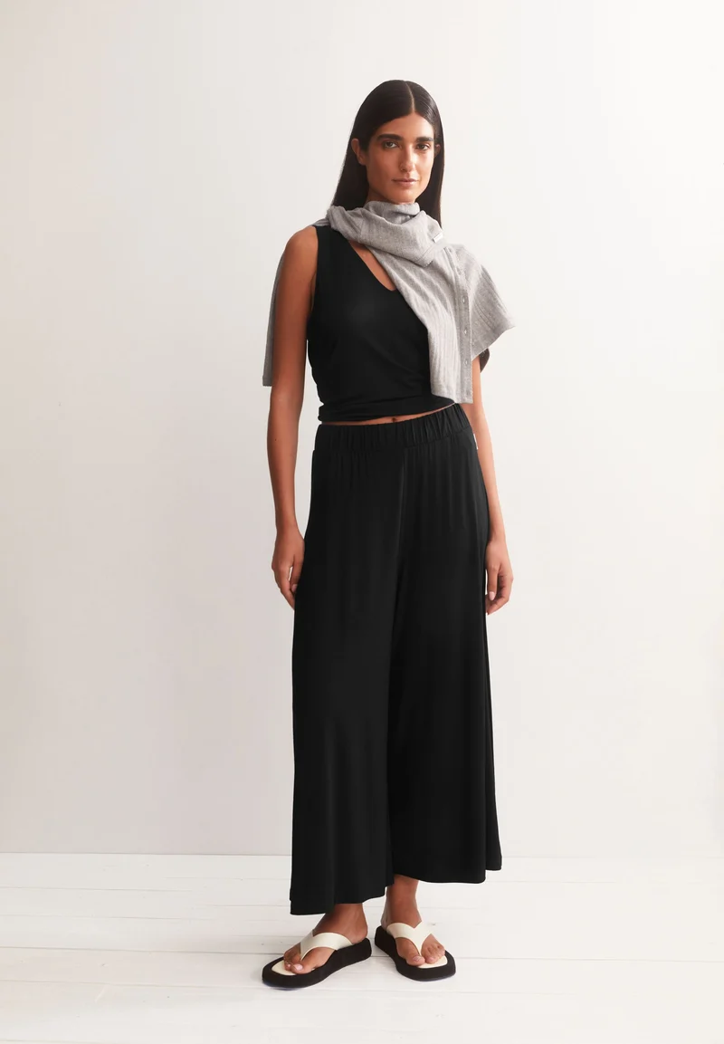 CROPPED JERSEY-HOSE | black