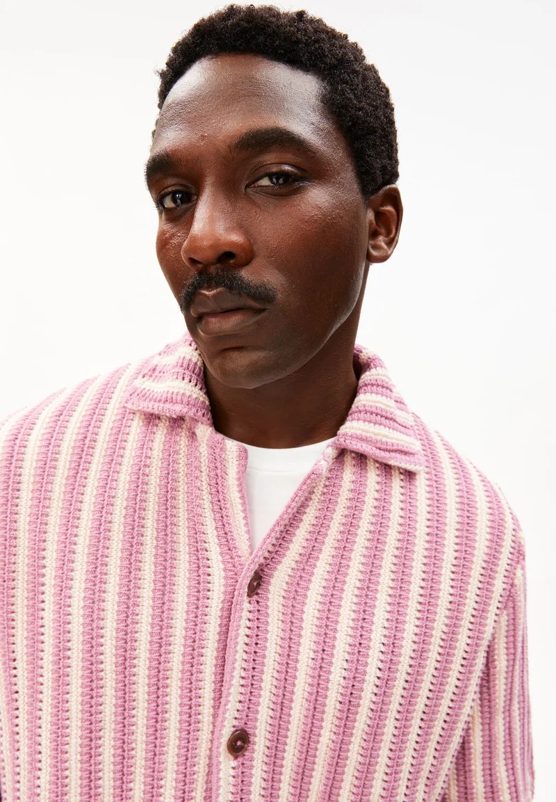 GESTREIFTES STRICKPOLOSHIRT | pure-washed berry