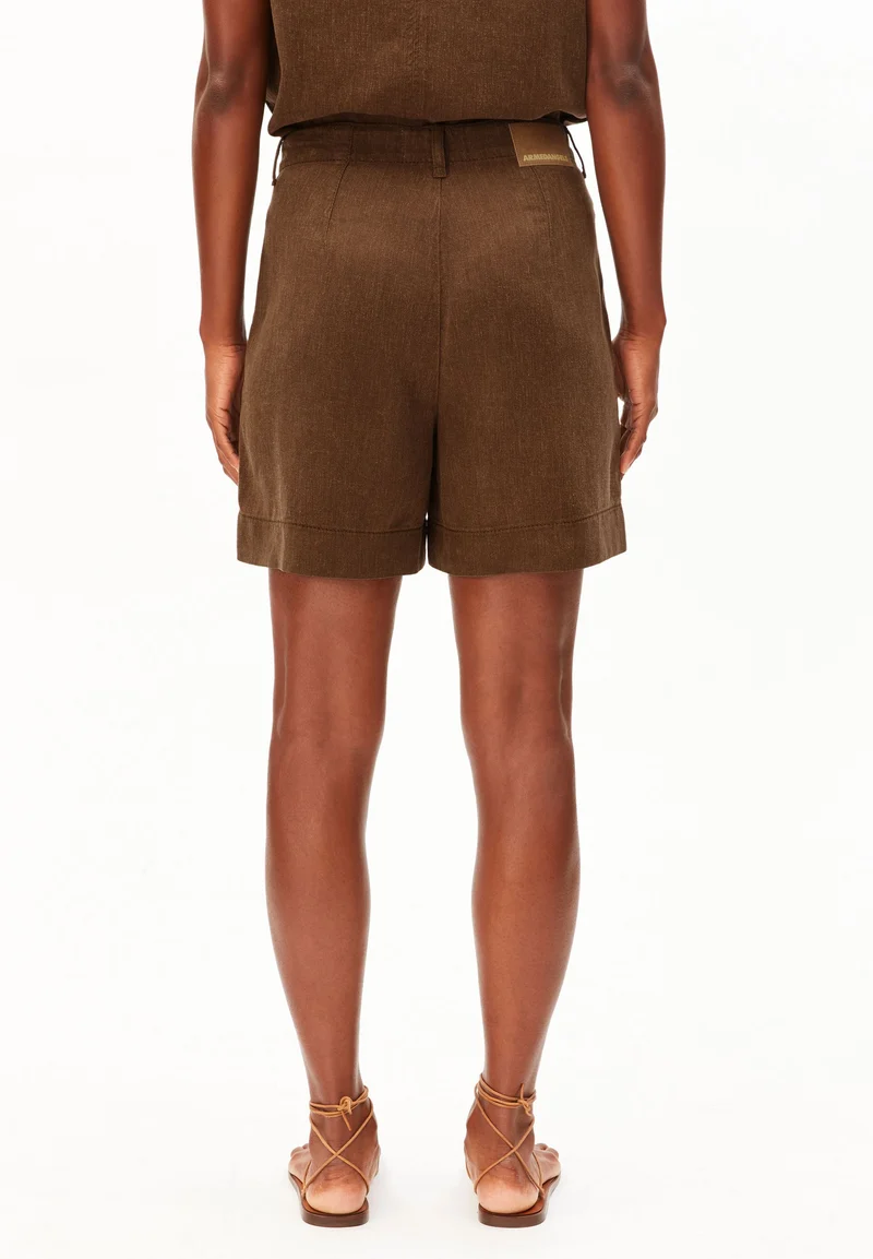 PIÑAYARN® MIX GMT DYE SHORTS | dried palm