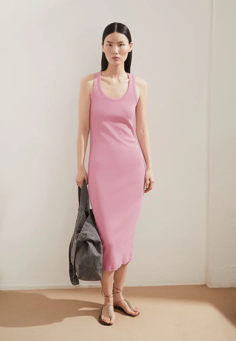 GMT DYE BODYCON RIPP-KLEID | washed berry