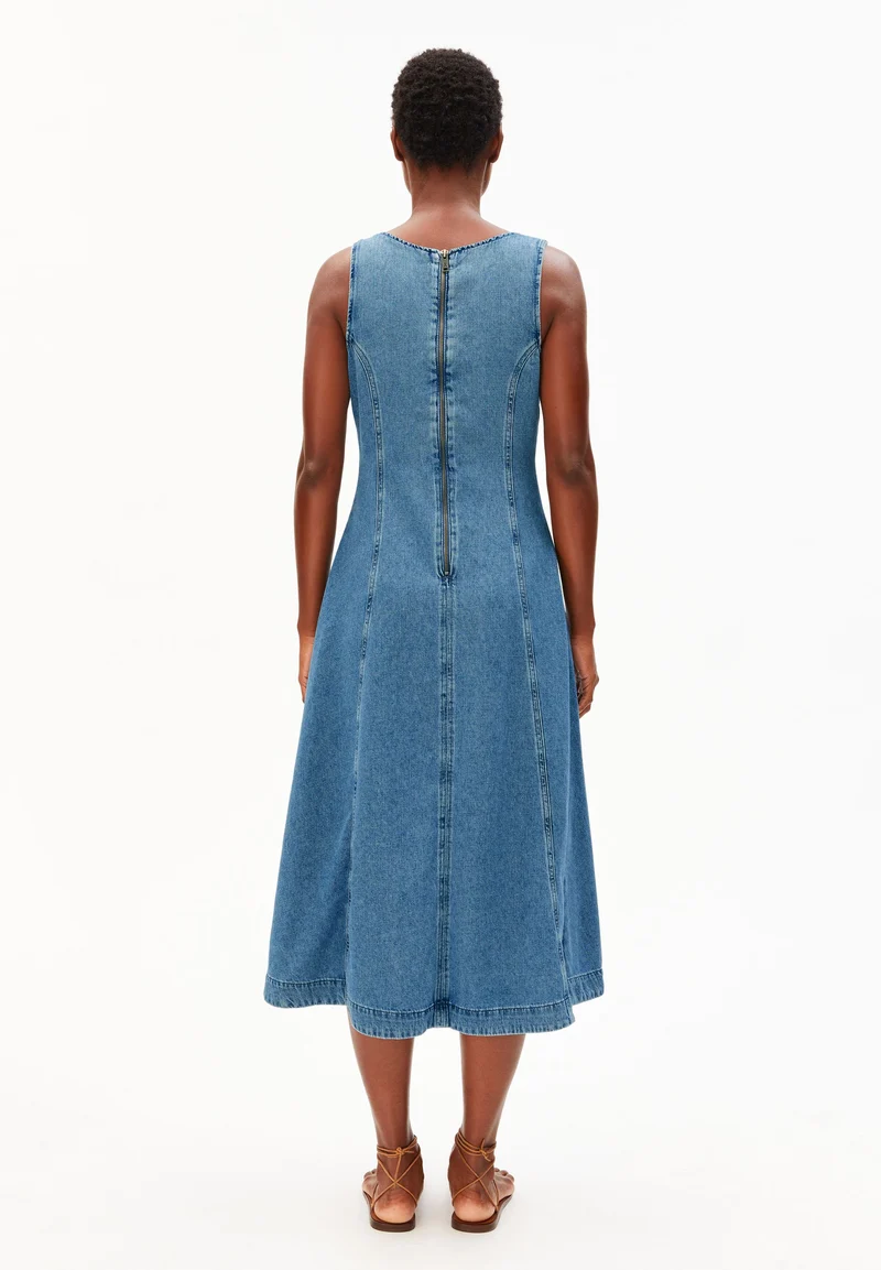 JEANS-MIDI-KLEID | muscari