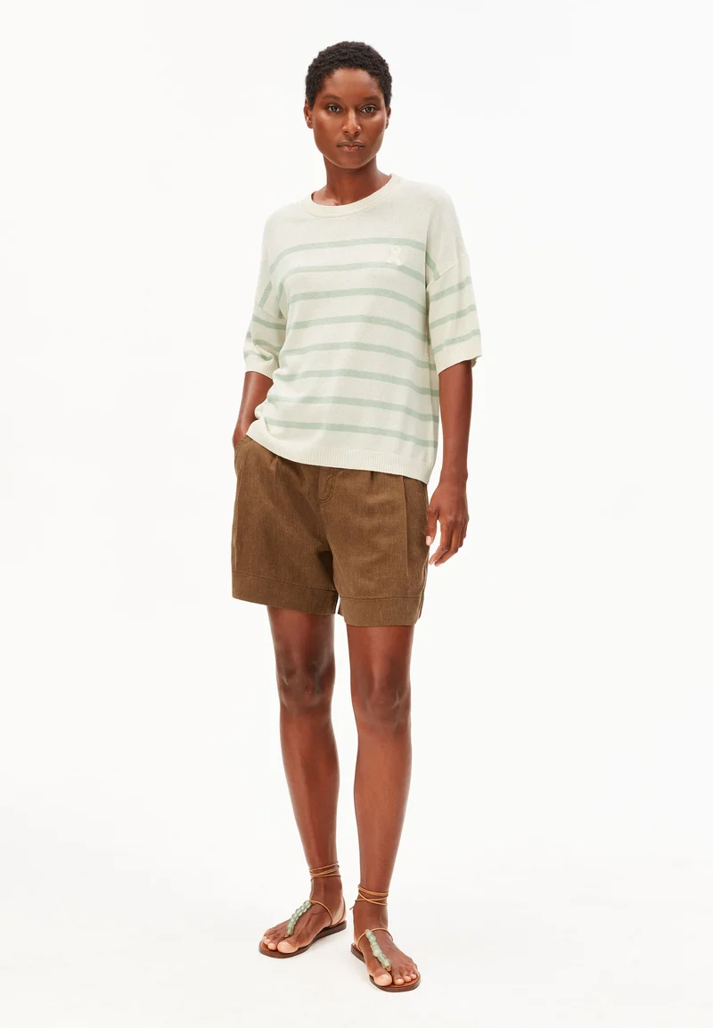 GESTREIFTER LEINEN-MIX PULLOVER | undyed-foam