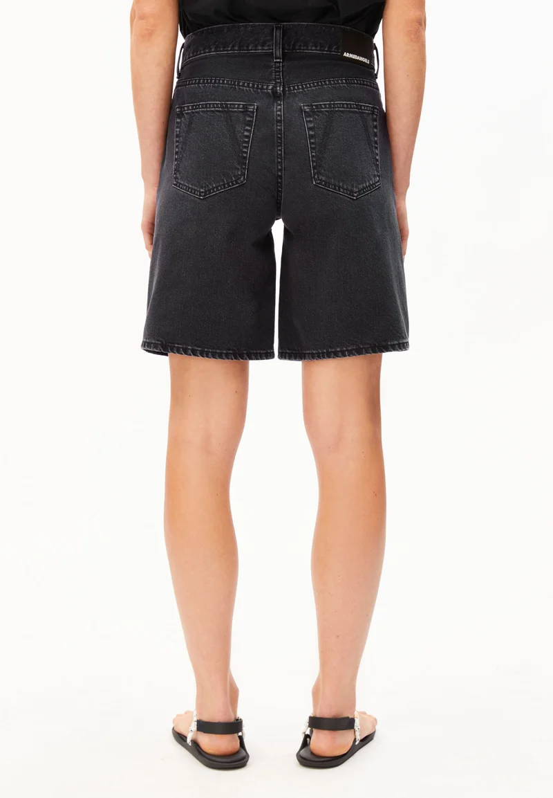 THAALINA MID WAIST JEANS-SHORTS | ebony black