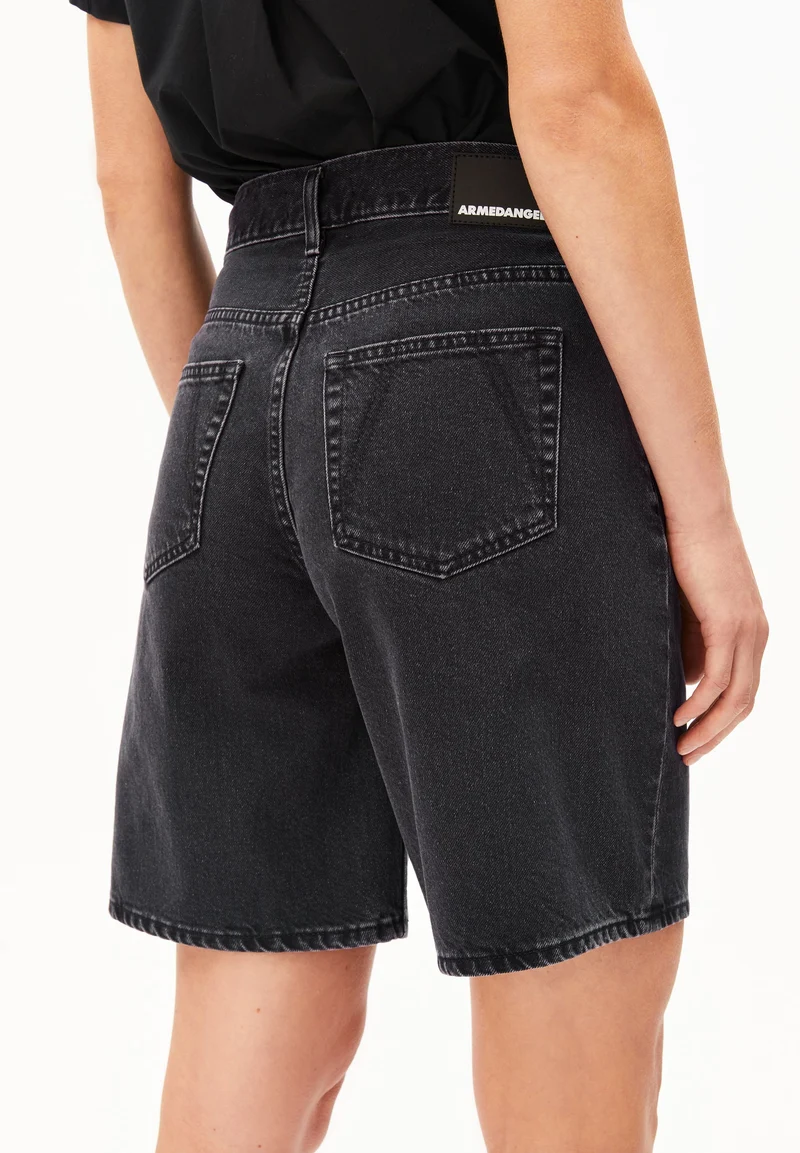 THAALINA MID WAIST JEANS-SHORTS | ebony black