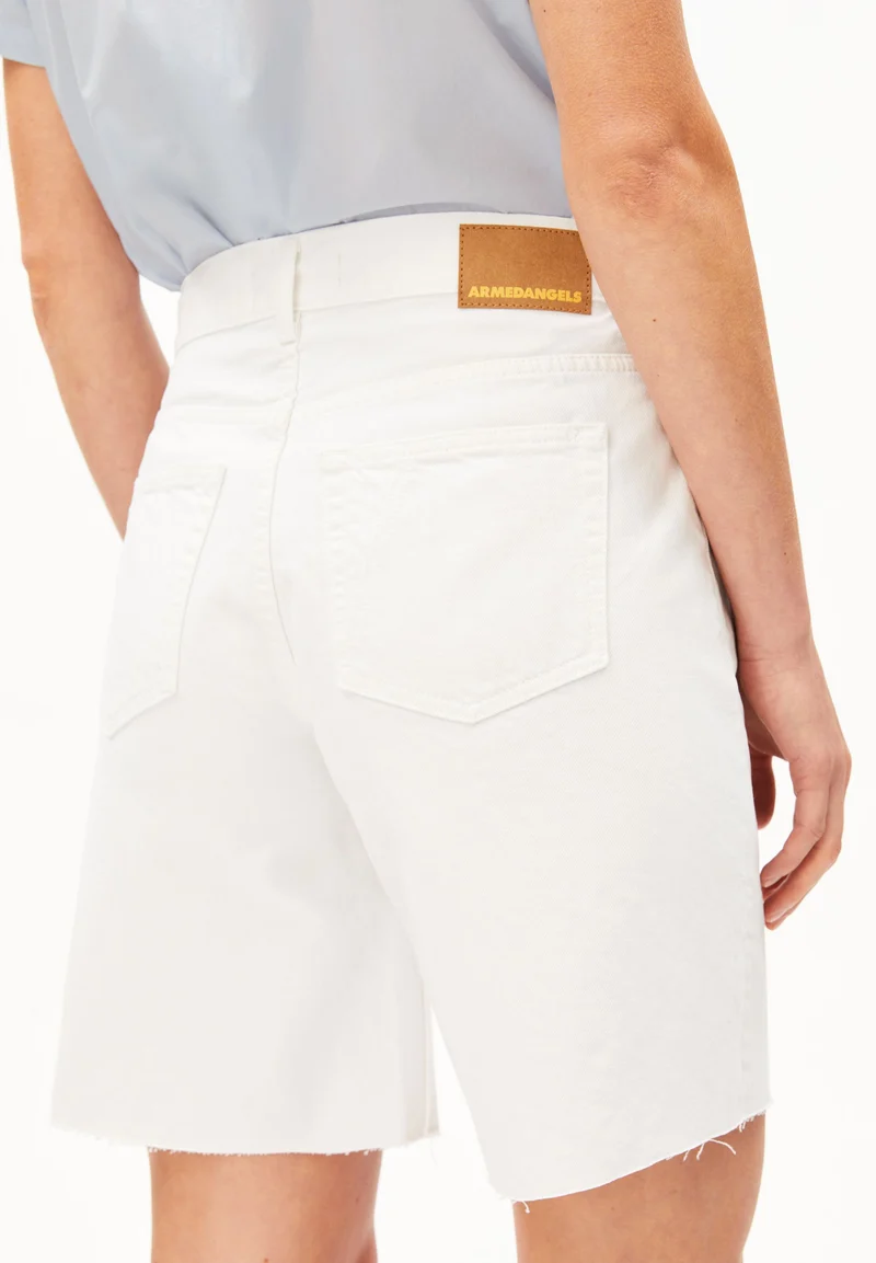 THAALINA MID WAIST JEANS-SHORTS | white