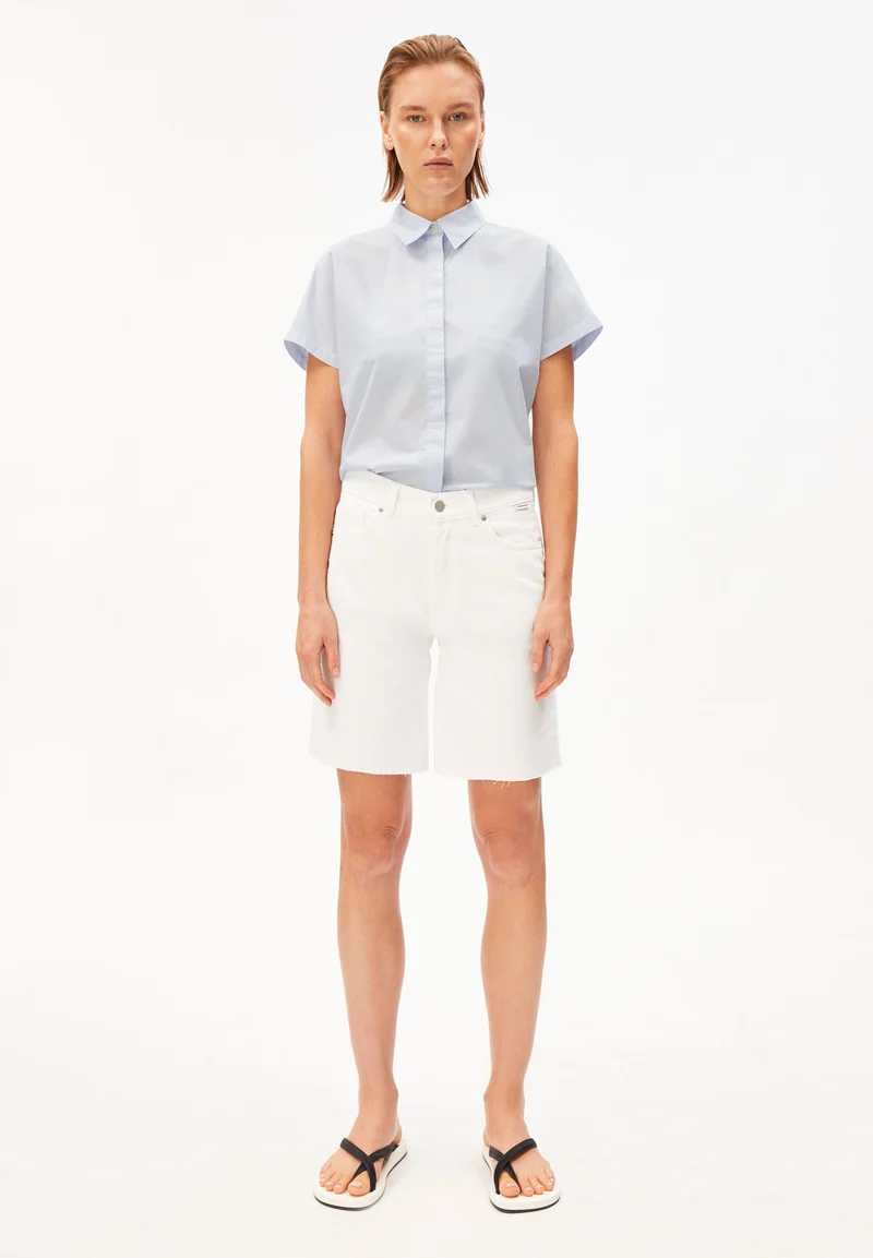 THAALINA MID WAIST JEANS-SHORTS | white