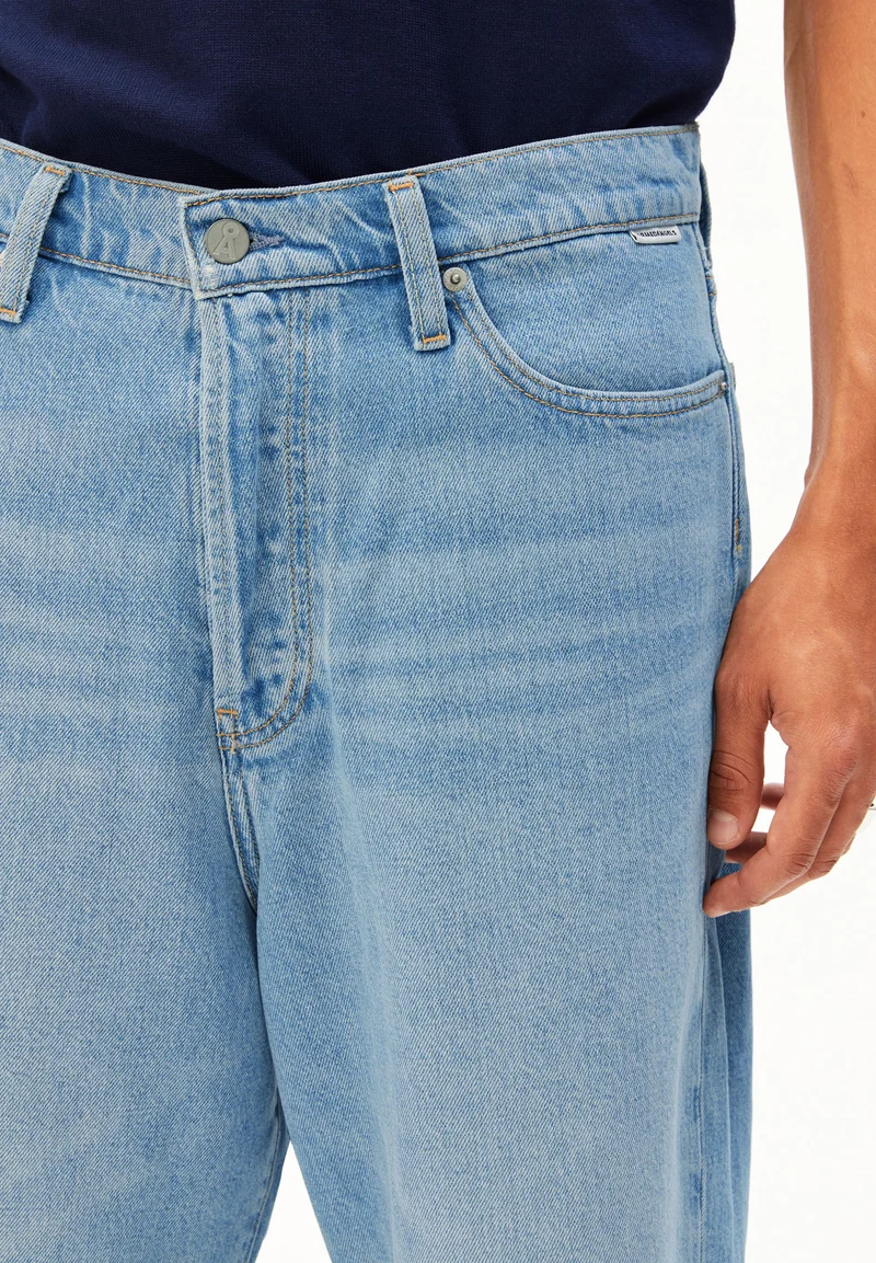 BAGGY HANF-MIX JEANS-SHORTS | atlas