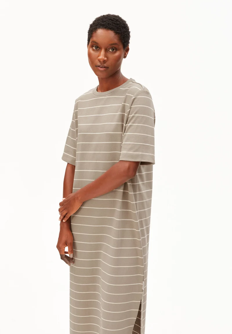 XELINAA FINE STRIPE