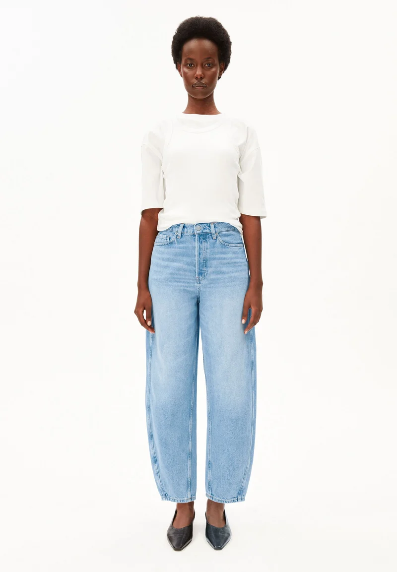 BAARLY HIGH WAIST BARREL JEANS | noise